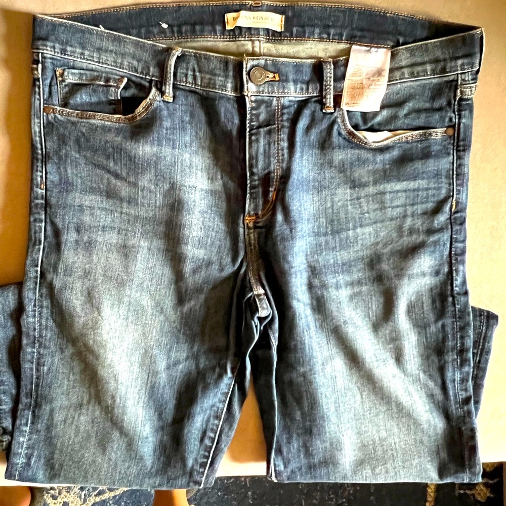 Banana Republic Jean - Skinny Ankle - Gently Worn